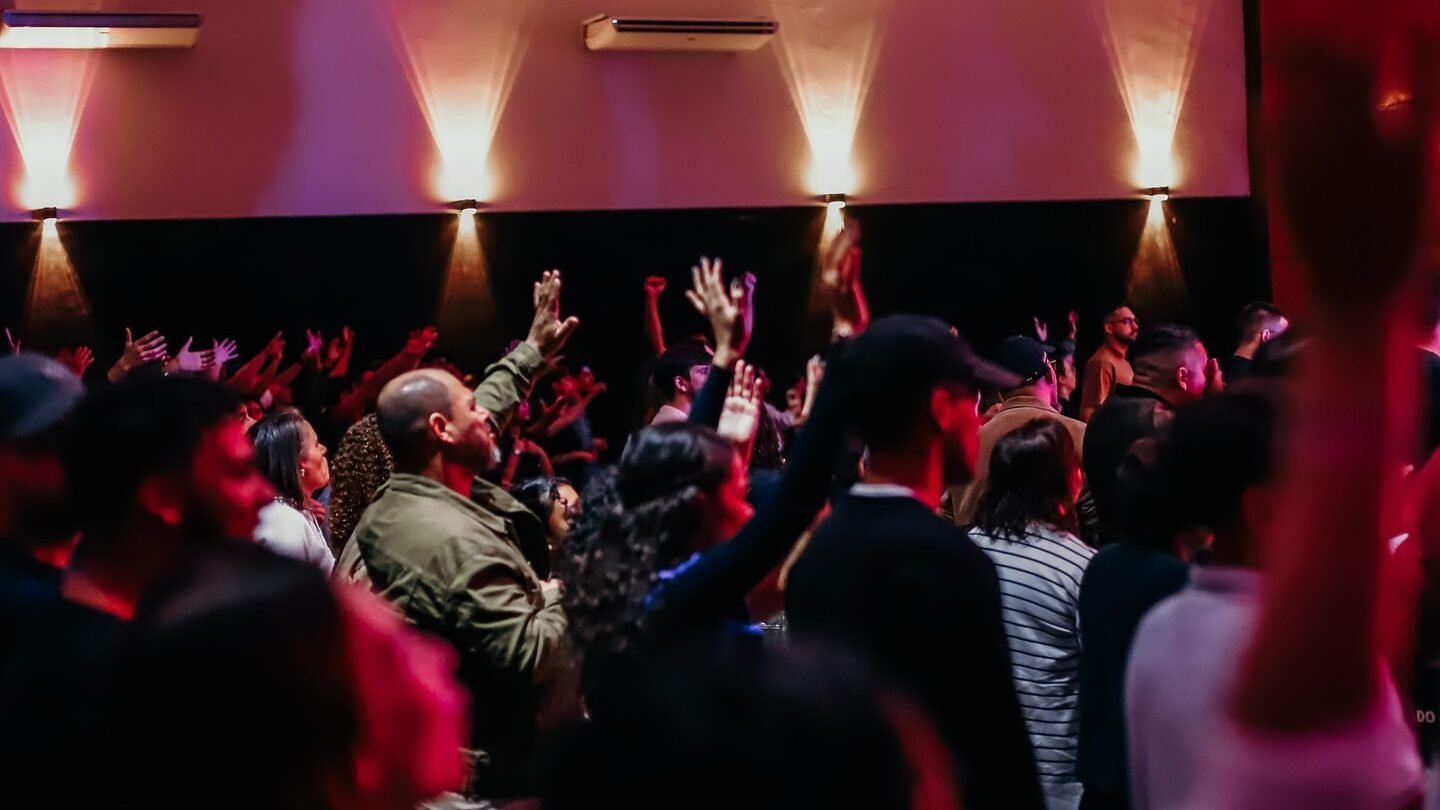 Não importa sua história, há um lugar pra você na Ibacamp, uma igreja para sua família.